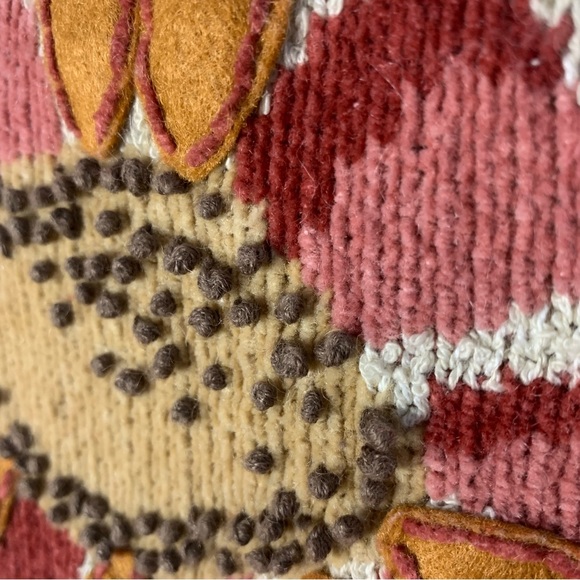 90’s Vintage Flower Embroidered Knit Sweater - Picture 10 of 14